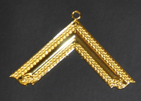 Craft Lodge Officers Collar Jewel - Worshipful Master - Gilt - Click Image to Close